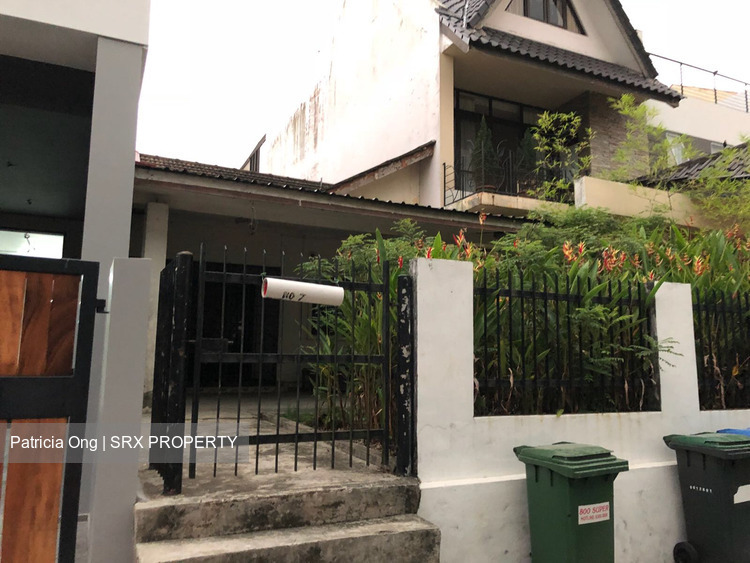 Sembawang Hills Estate (D20), Terrace #262285051